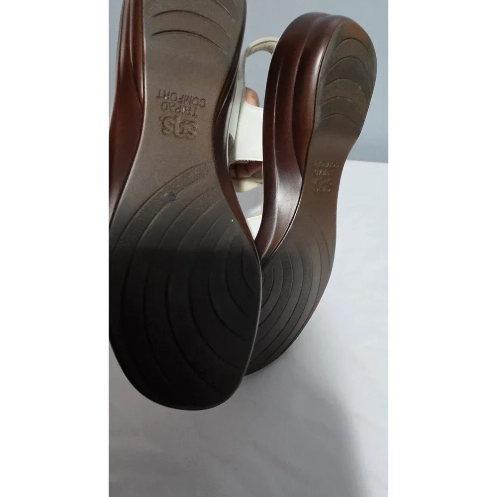 SAS tabby sandals